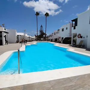 casa-su-precioso-apartamento-en-complejo-con-piscina.in-canary-islands.com/